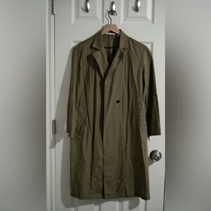 Uniqulo thin coat for fall